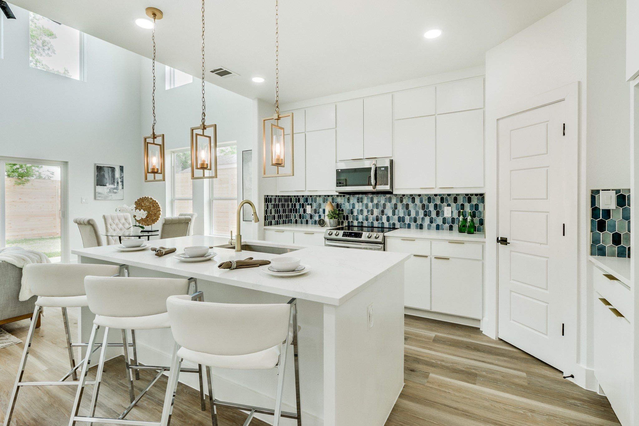 EXL Extreme Line Construction kitchen